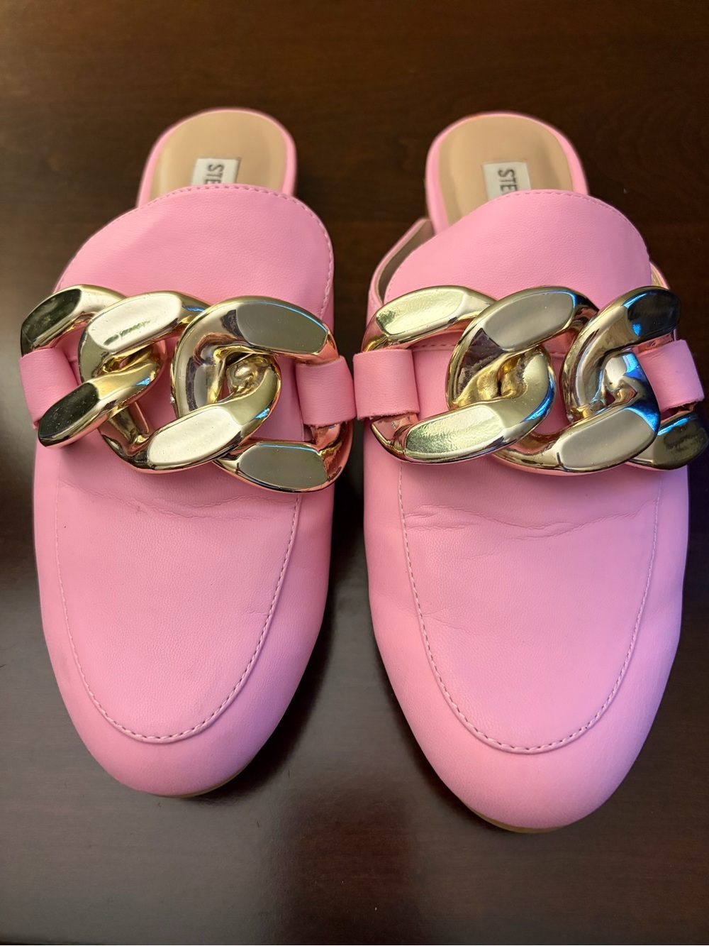 Steve Madden Pink Slip-On Mule with Gold Chain Accent 8.5